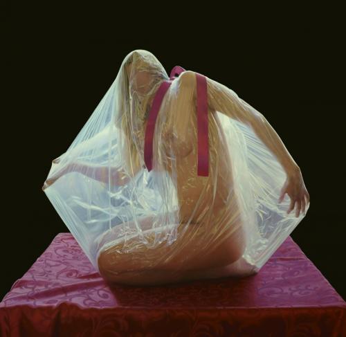 In Utero. Óleo sobre lino belga. 114x116 cm. 2015